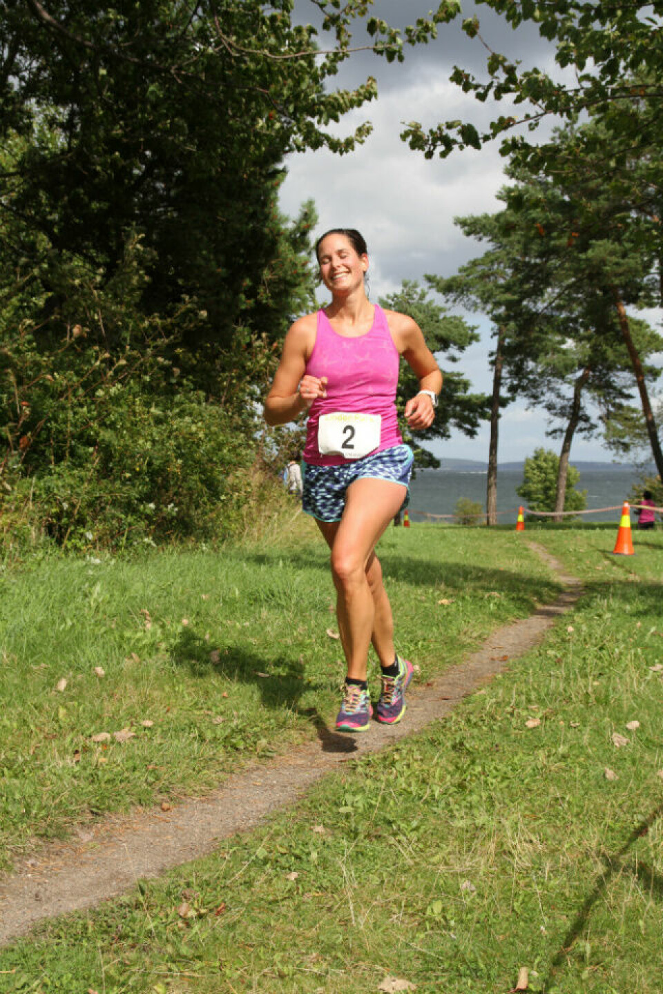 Solid ny løype- og deltagerrekord i Kystleden halvmaraton Emilie_Jul_Larsen_Aas.jpg