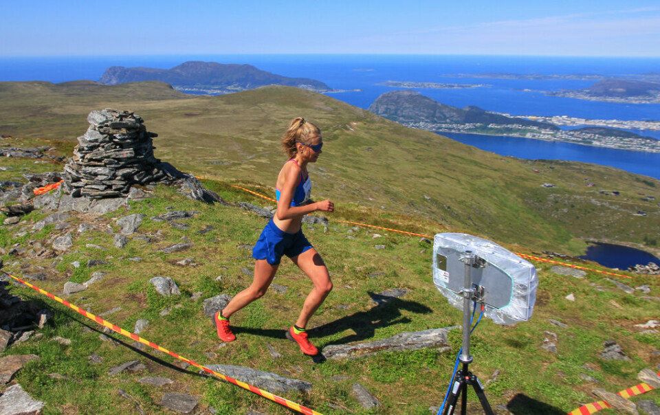 Johan Bugge og Johanna Åström med nye løyperekorder på Varden Opp Foto_Karl Egil Liaset7.jpg