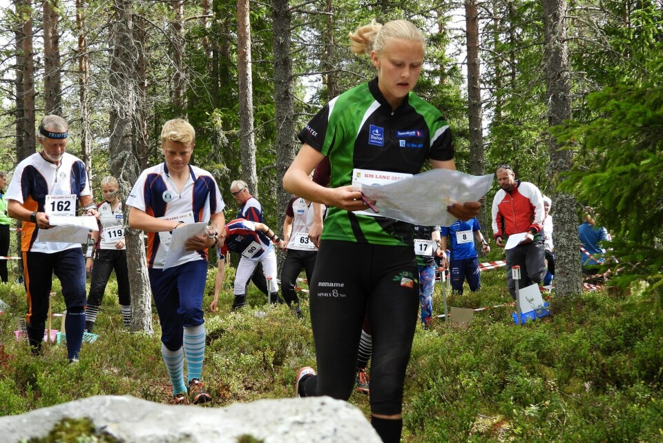 Sofie Johansson og Håvard Lucasen vant KM langdistanse på Gåsbu June Rognstad Bekkevold vant D17-18.jpg