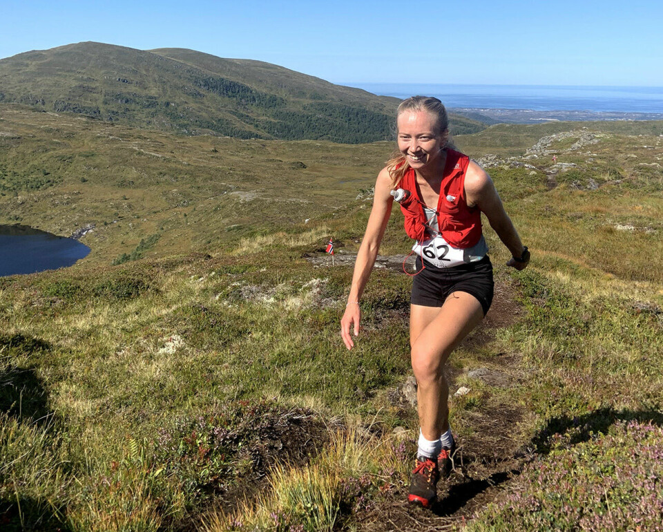 Anne Murvold tok seieren i årets Averøy 3 Fjell, og satte samtidig løyperekord. (Foto: Espen Fredriksen) Anne Murvold tok seieren i årets Averøy 3 Fjell, og satte samtidig løyperekord. (Foto: Espen Fredriksen)