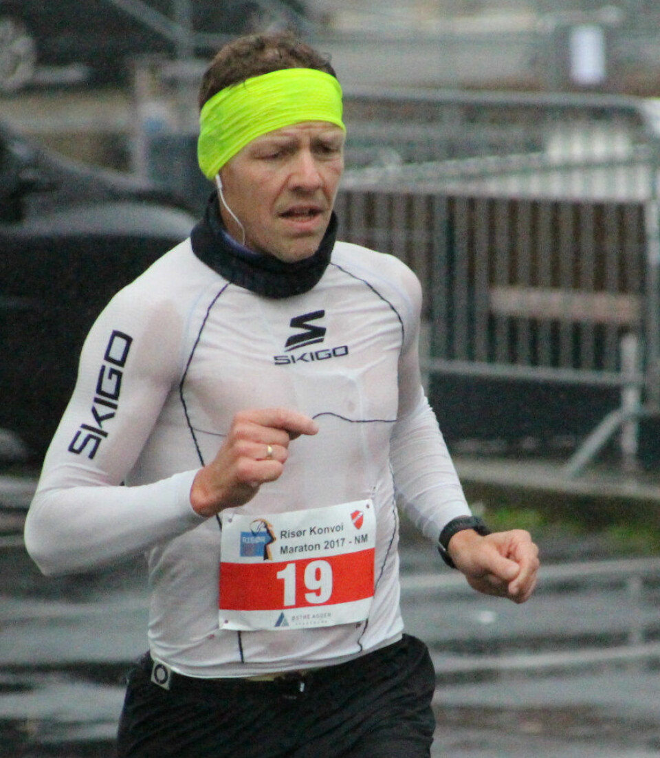 Frode Stenberg og Mona Brundtland vant NM maraton i regntunge Risør IMG_1901OddIvarSolvold.jpg