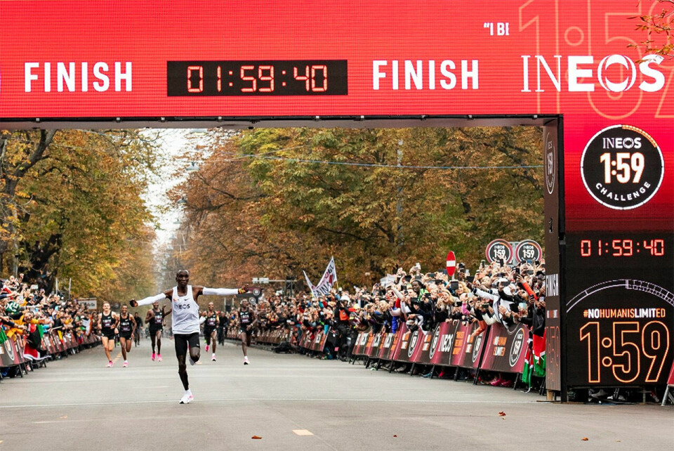 Eliud Kipchoge klarte å bryte 2-timersgrensa med nesten 20 sekunders margin. (Foto: INEOS 1:59 Challenge) Eliud Kipchoge klarte å bryte 2-timersgrensa med nesten 20 sekunders margin. (Foto: INEOS 1:59 Challenge)