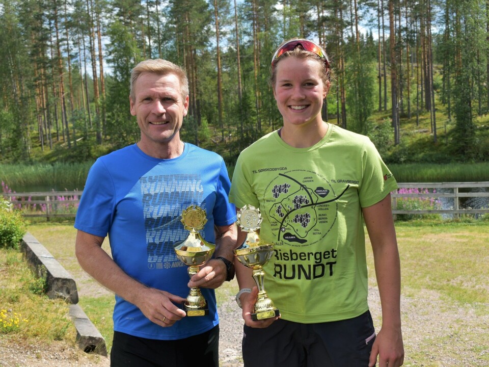 Vinnerne Rune Svartvadet fra Eika Forsikring og Ingeborg Håkonsen fra Kjellmyra. (Foto: Risberget Turforening) Vinnerne Rune Svartvadet fra Eika Forsikring og Ingeborg Håkonsen fra Kjellmyra. (Foto: Risberget Turforening)