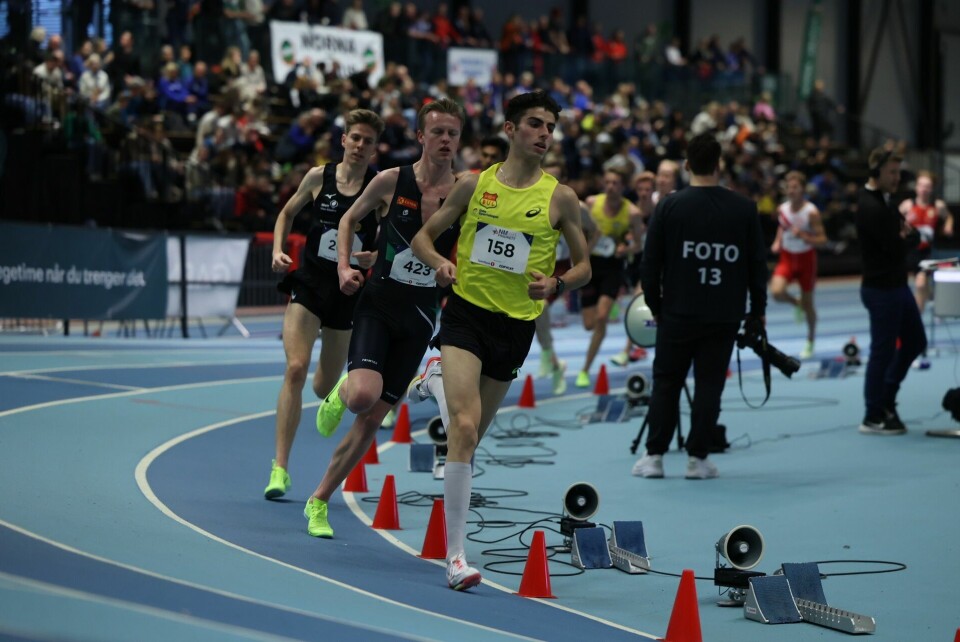 Ingen tvil da Narve Gilje Nordås tok gullet på 3000 m Ibrahim Buras i front.jpg