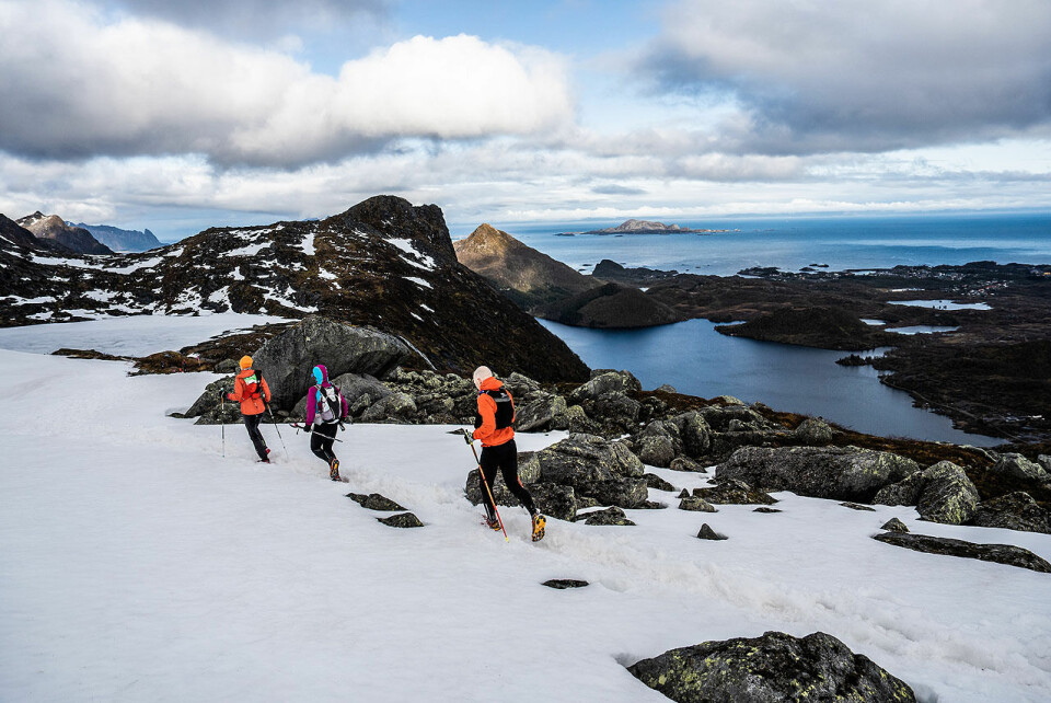 Gro Siljan Hjukse og Hallvard Schjølberg til topps i Lofoten Ultra Trail iancorless.com_ArcticTriple23-Document Name015.jpg