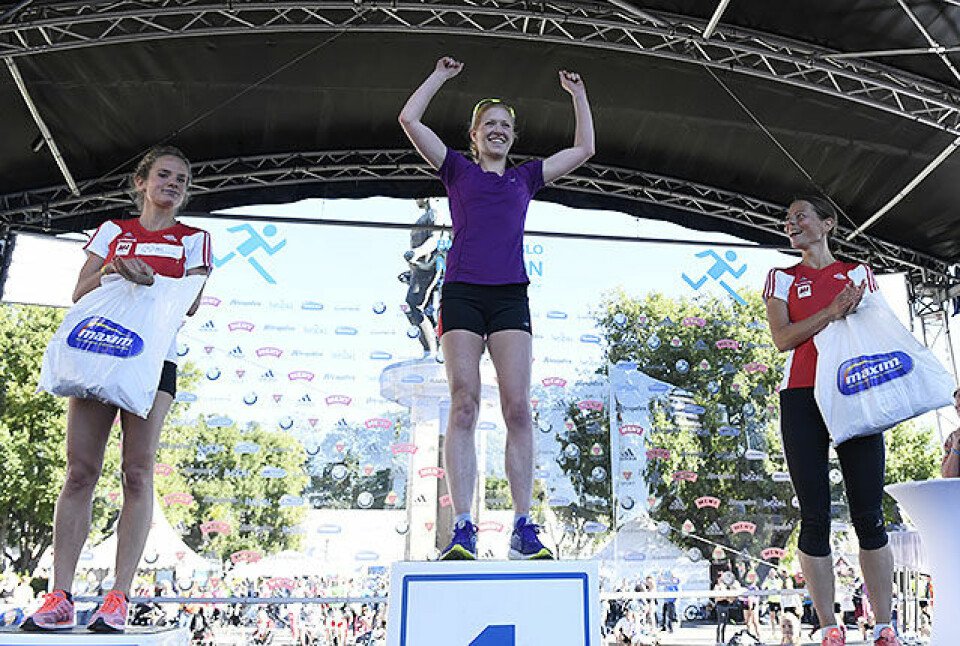 Hilland og Fissehatsion til topps på halvmaraton i Oslo halv-premiepall-kv_D5N4118.jpg