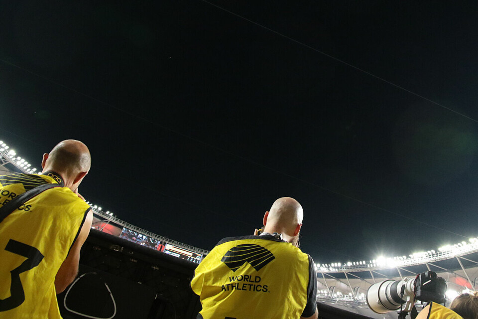 Det er mange personer med en medieakkreditering i et VM, ikke minst fotografer. (Alle foto: Arne Dag Myking) Fotografer på VM-stadion