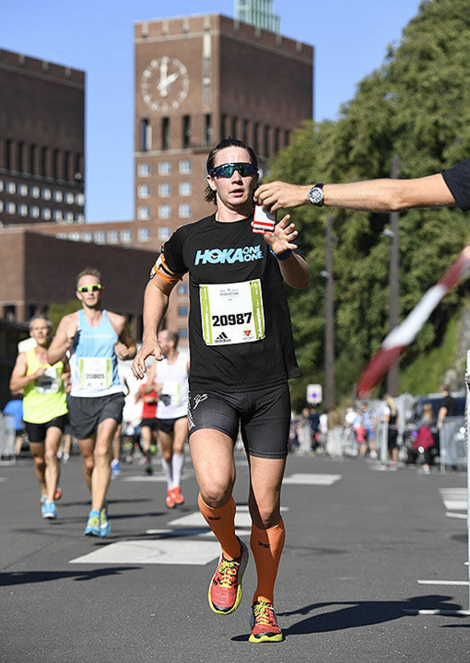 Hilland og Fissehatsion til topps på halvmaraton i Oslo halvmaraton-langing_D5N3102.jpg