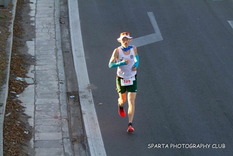 Line Caliskaner og Simen Holvik fullførte Spartathlon Simen_Holvik_Sparta_photography_club.jpg
