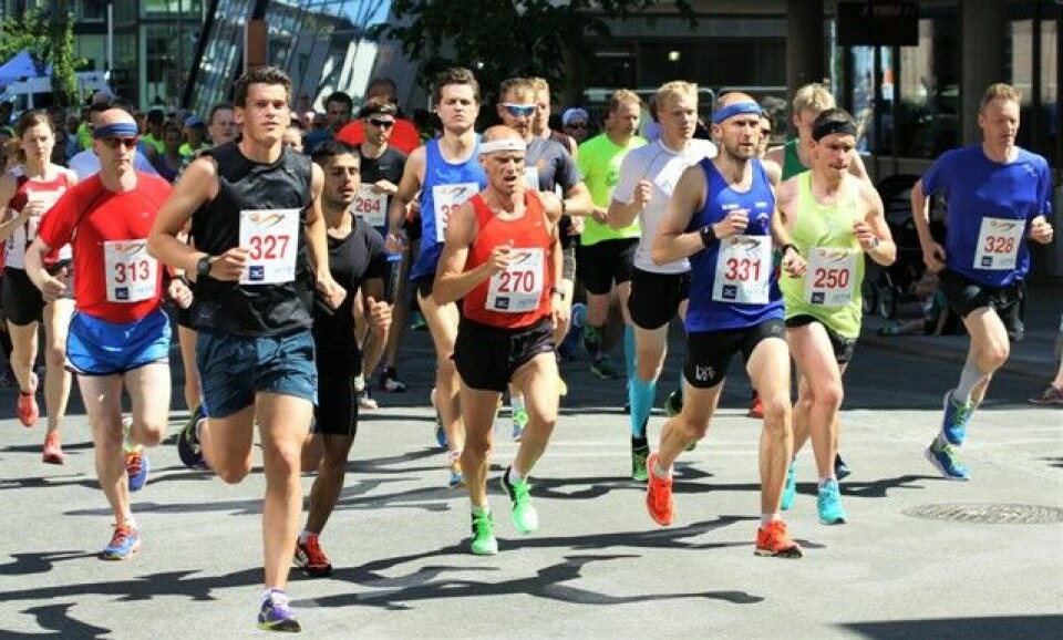 Hett under Elveløpet hvor Øystein Mørk doblet Startfelt_5Km.JPG