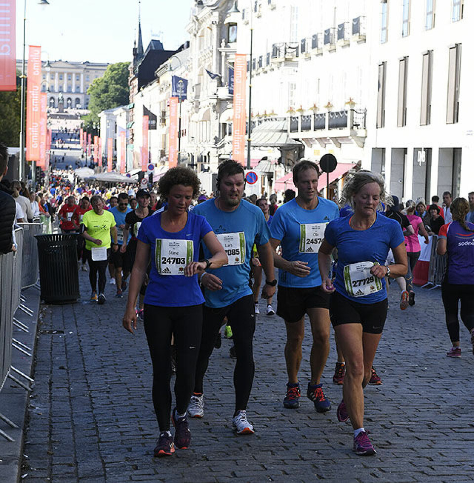 Hilland og Fissehatsion til topps på halvmaraton i Oslo halvmaraton-slottet_D5N4136.jpg