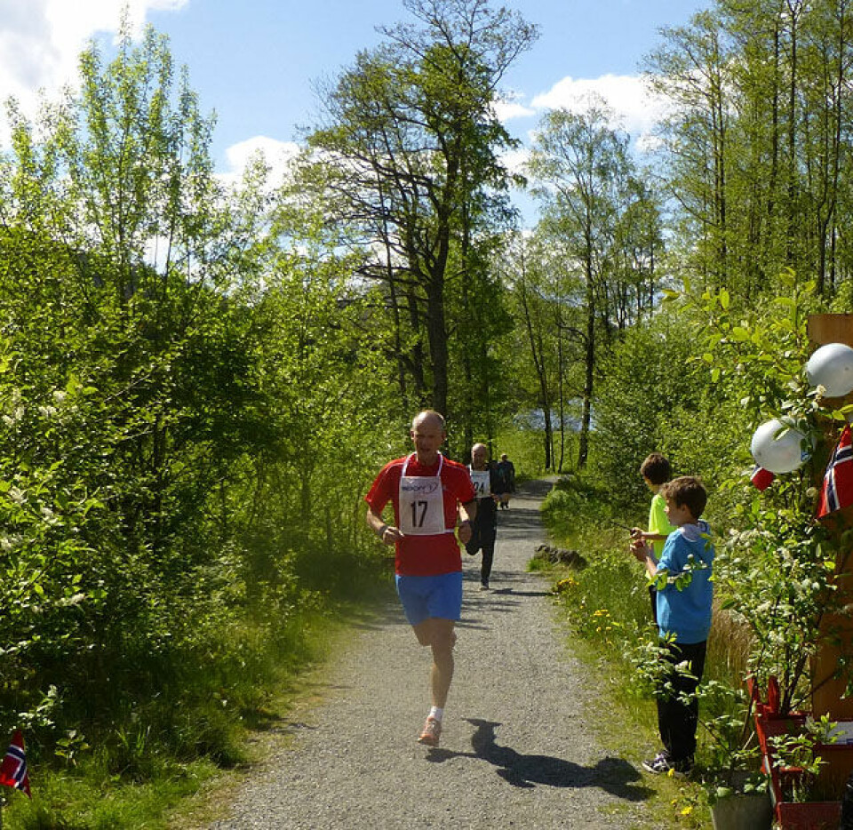 Ny og naturskjønn halvmaraton, fin debut for Postvegløpet Bjoern_Egil_Haugland_P1040751.jpg