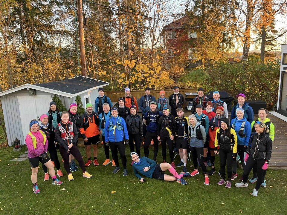 Søndagens 1500 km raskt oppsummert i en hage på Jar. (Foto: Svein Erik Bakke) Søndagens 1500 km raskt oppsummert i en hage på Jar. (Foto: Svein Erik Bakke)