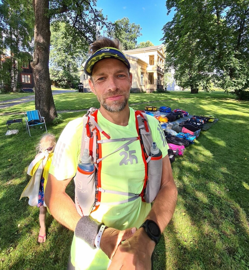 53 av 64 løpere fullførte Oslofjorden Rundt, Simen Holvik og Mari Mauland vant 100 miles NN.jpg