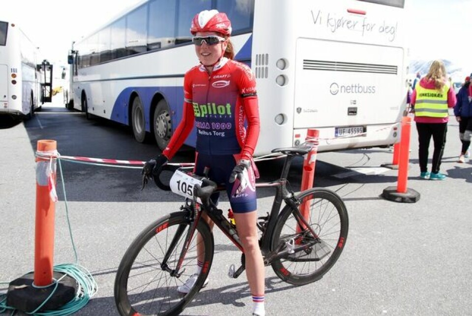 Kondismedarbeider og syklist Ingrid Lorvik i mål etter å ha slettet løyperekorden Kondismedarbeider og syklist Ingrid Lorvik i mål etter å ha slettet løyperekorden
