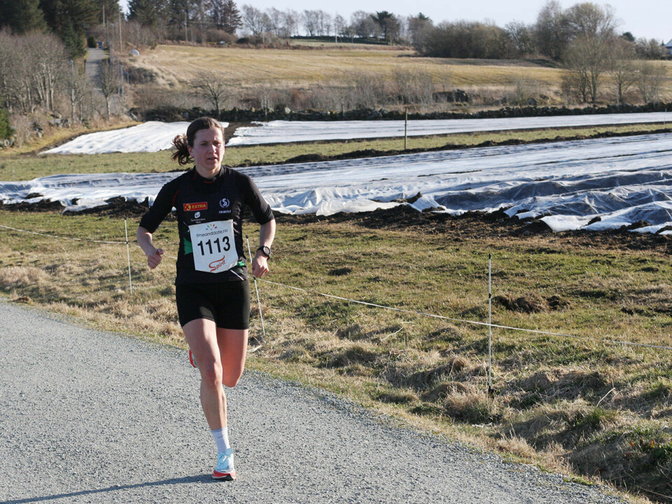 Sol over den tiande utgåva av Hålandsvatnet Halvmaraton og 7 km Christina-Toogood-IMG_0010.jpg