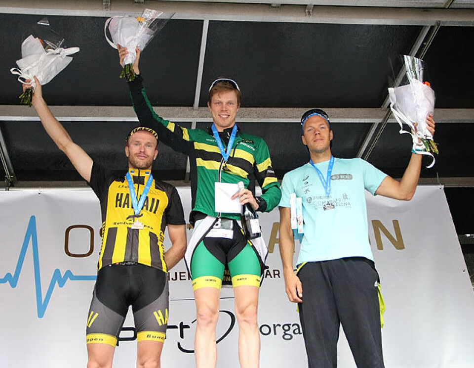 Halden og Moe vant folkefesten Oslo Triatlon Premiepallen_menn_IMG_0239.jpg