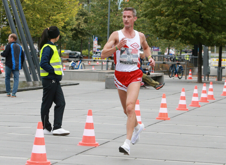 Mange aldersklassevinnere på halvmaraton i Oslo Tjuvholmen_Martin_Kjaell-Ohlsson_1_40-44_AZ3T7439.jpg
