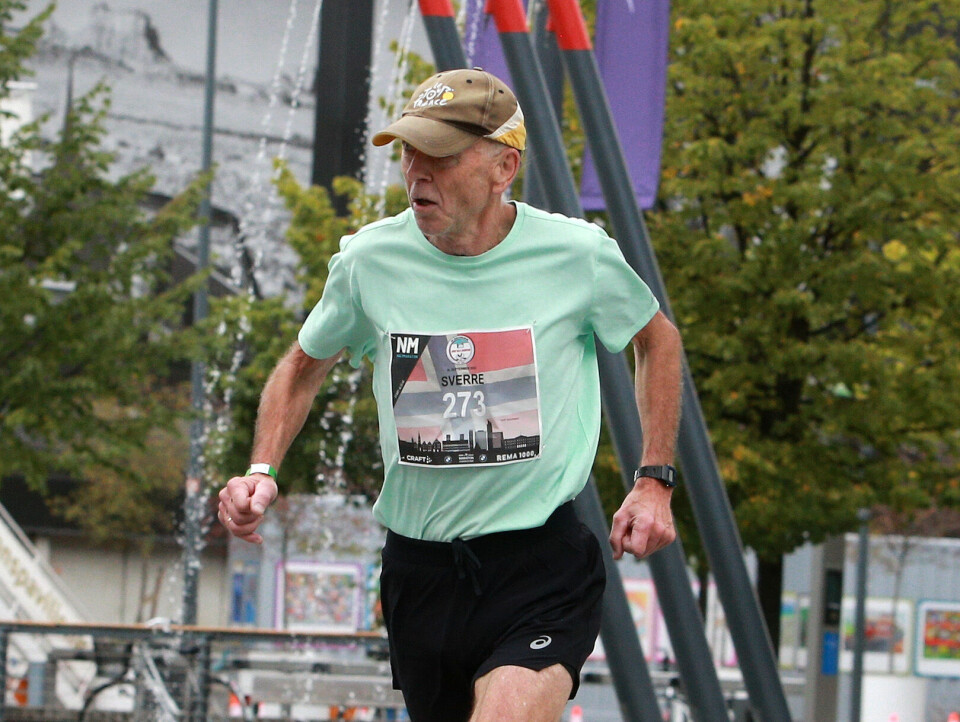 Mange aldersklassevinnere på halvmaraton i Oslo Tjuvholmen_2_65-69_Sverre_Sande_AZ3T7981.jpg