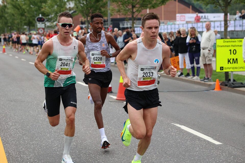 Senay Fissehatsion vant både 5 km og halvmaraton i Drammen tettrioen-herrer.jpg