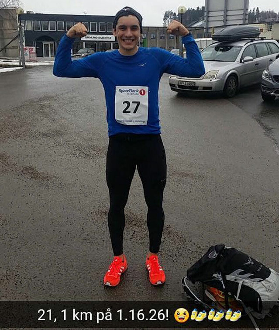 Varmet opp til Boston Marathon med løyperekord i Grenland Halvmaraton Vinner_Grenland_Halvmaraton_Loeyperekord_seier.jpg