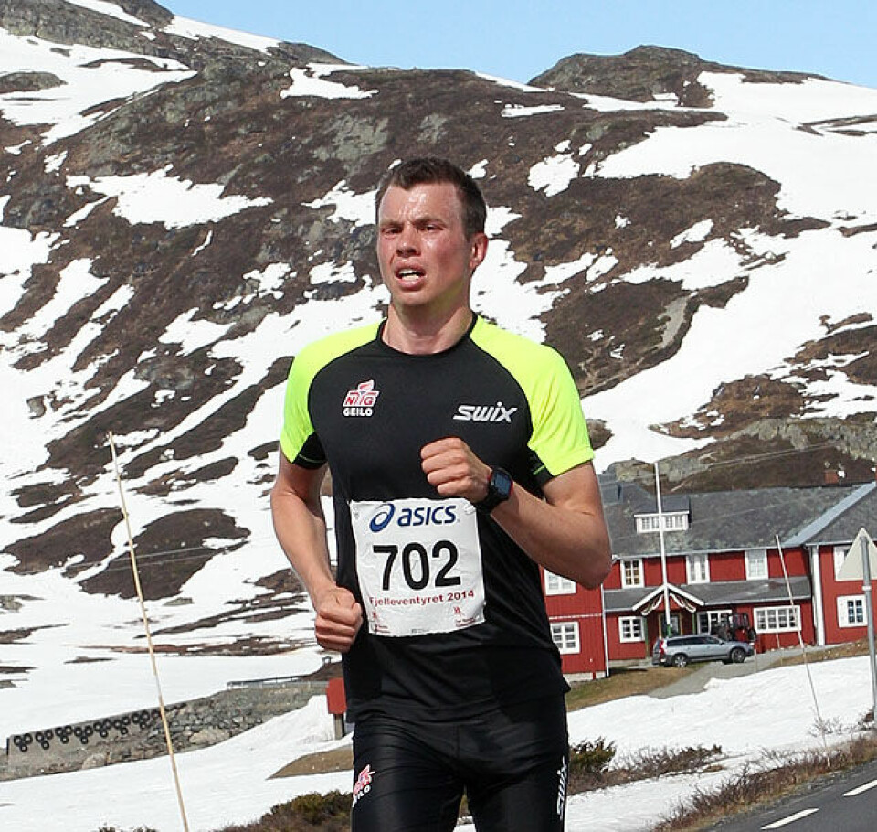 Fjellmaraton fra start til mål med 98 solskinnsbilder! Geir_Endrer_Rogn_Bygdin_A20G6279.jpg
