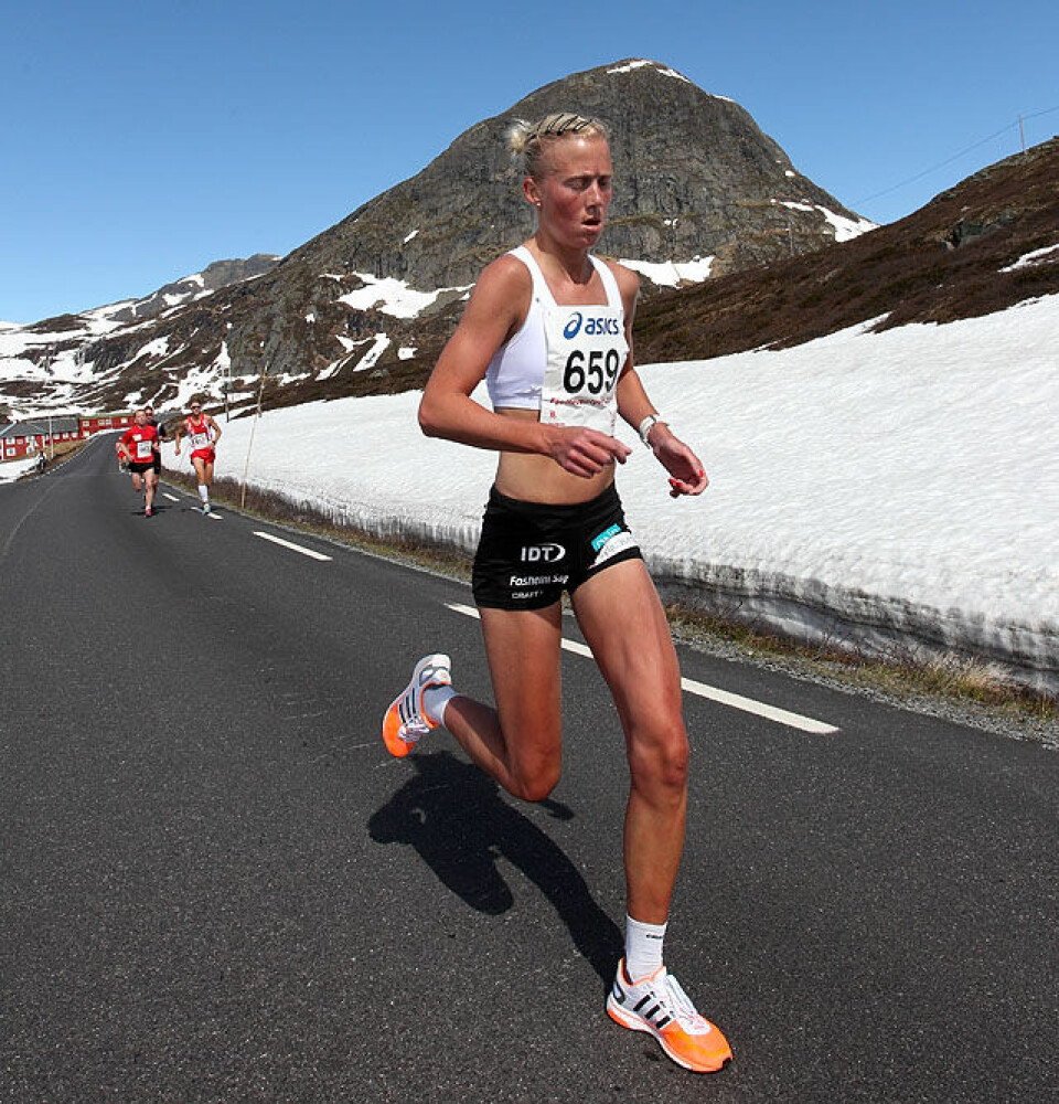 Fjellmaraton fra start til mål med 98 solskinnsbilder! Marte_Katrine_Myhre_Bygdin_nr3_A20G6303.jpg