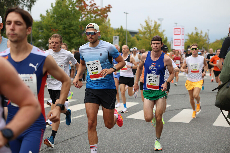 Senay Fissehatsion vant både 5 km og halvmaraton i Drammen starten-har-gaatt-2.jpg