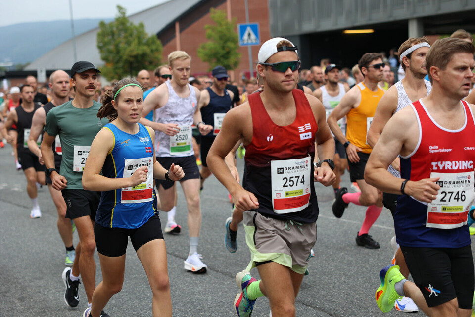 Senay Fissehatsion vant både 5 km og halvmaraton i Drammen starten-har-gaatt-3.jpg