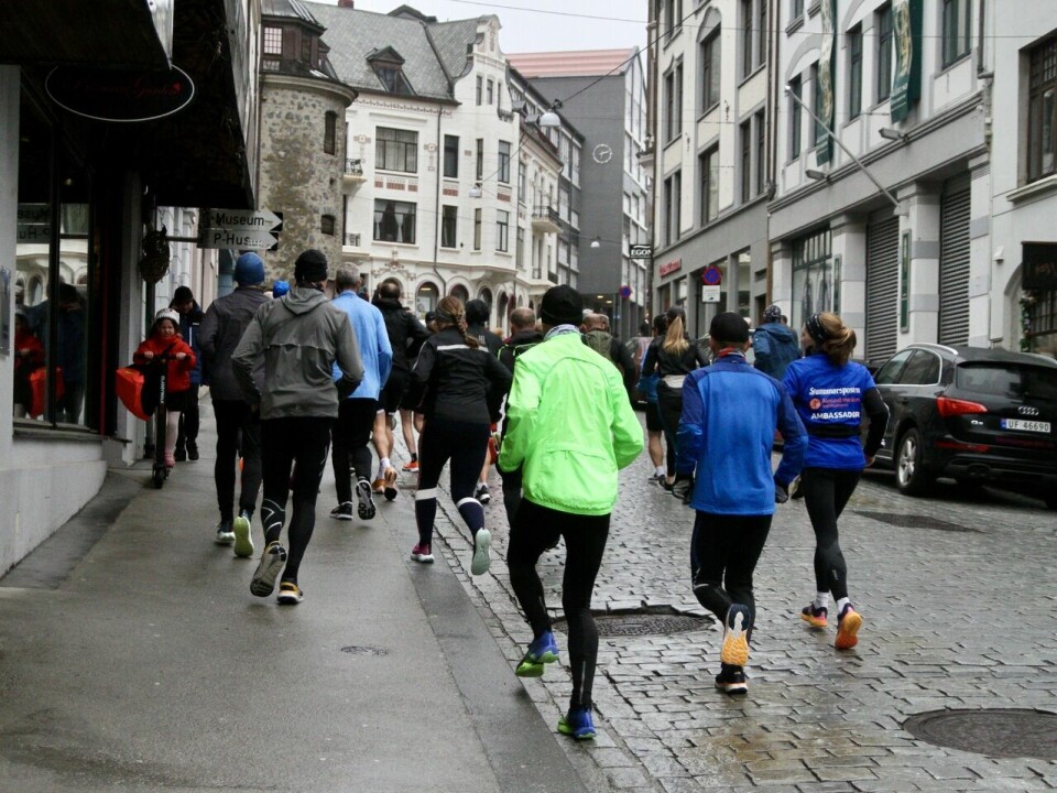 Ålesund Maraton 10. juni får nytt start- og målområde Forehand_Loevenvoldbakken_bakfra