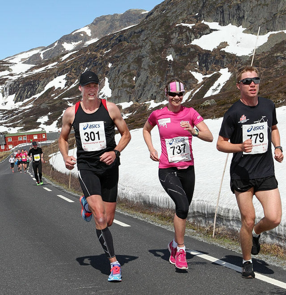 Fjellmaraton fra start til mål med 98 solskinnsbilder! Marianne_Espe_Pettersen_m-flere_Bygdin_A20G6533.jpg