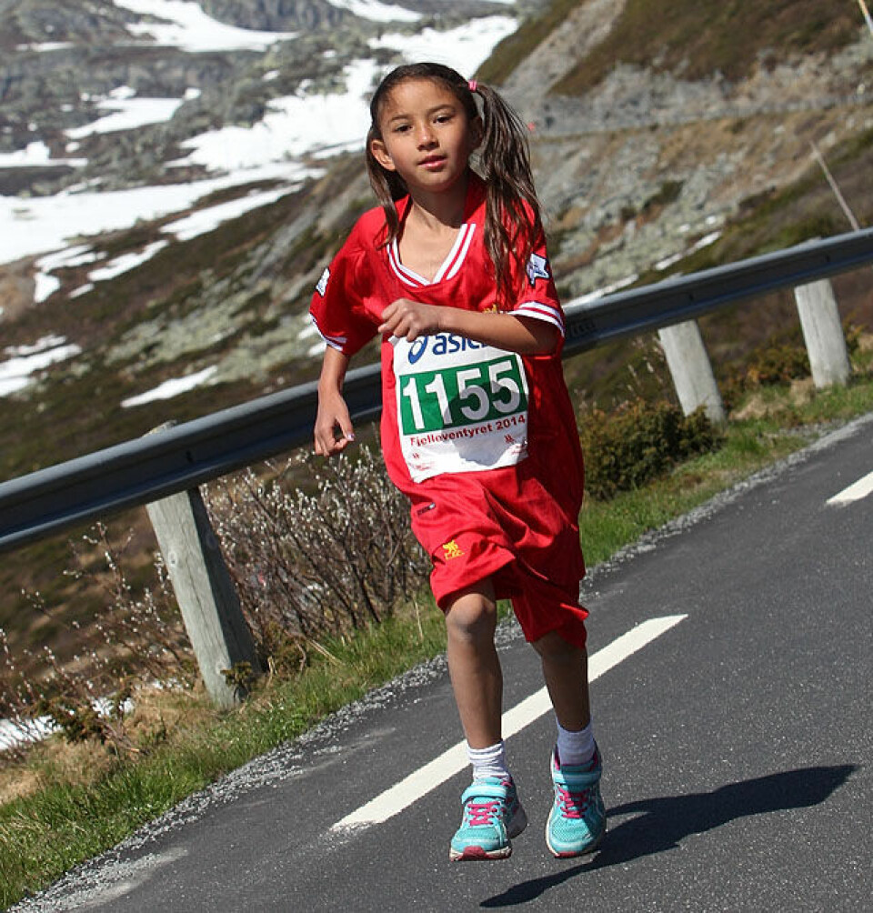 Fjellmaraton fra start til mål med 98 solskinnsbilder! Fiona_Hamre_minimaraton_A20G6817.jpg