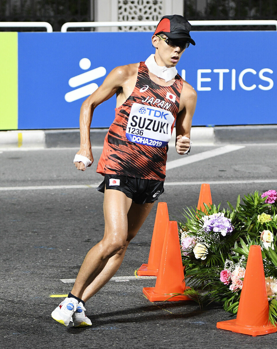 Fire advarsler og disk på kappgjenger Håvard Haukenes kappgang-menn-suzuki_50D9975.jpg