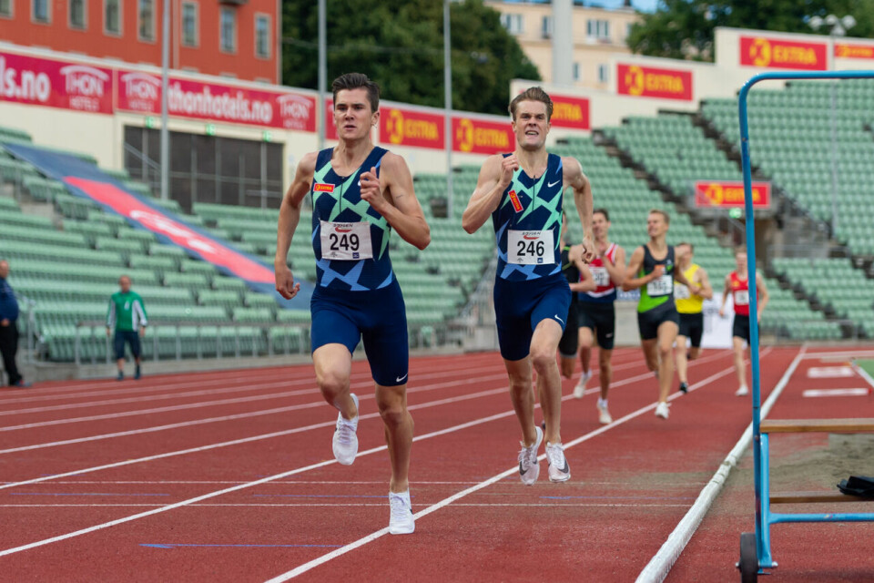 Jakob Ingebrigtsen (til venstre) sesongåpner innendørs på torsdag, mens Filip har valgt å stå over. (Foto: Samuel Hafsahl) Jakob Ingebrigtsen (til venstre) sesongåpner innendørs på torsdag, mens Filip har valgt å stå over. (Foto: Samuel Hafsahl)