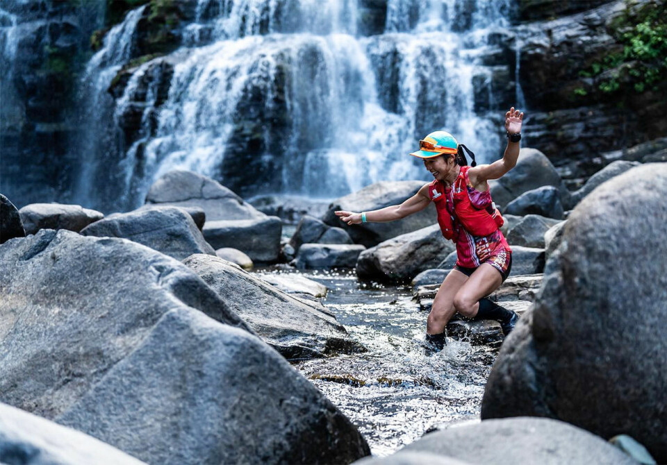 Didrik Hermansen i tet etter 5 av 6 etapper i The Coastal Challenge på Costa Rica Coastal-Trail-Challenge-etappe3-foss-foto-Ian-Coreless.jpg