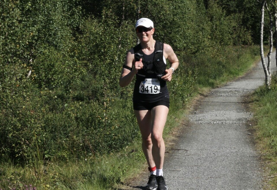 Jodi Brautaset og Håvard Berge vant halvmaraton på Hareid Maraton_Siv_Grethe_Berg_Hoff