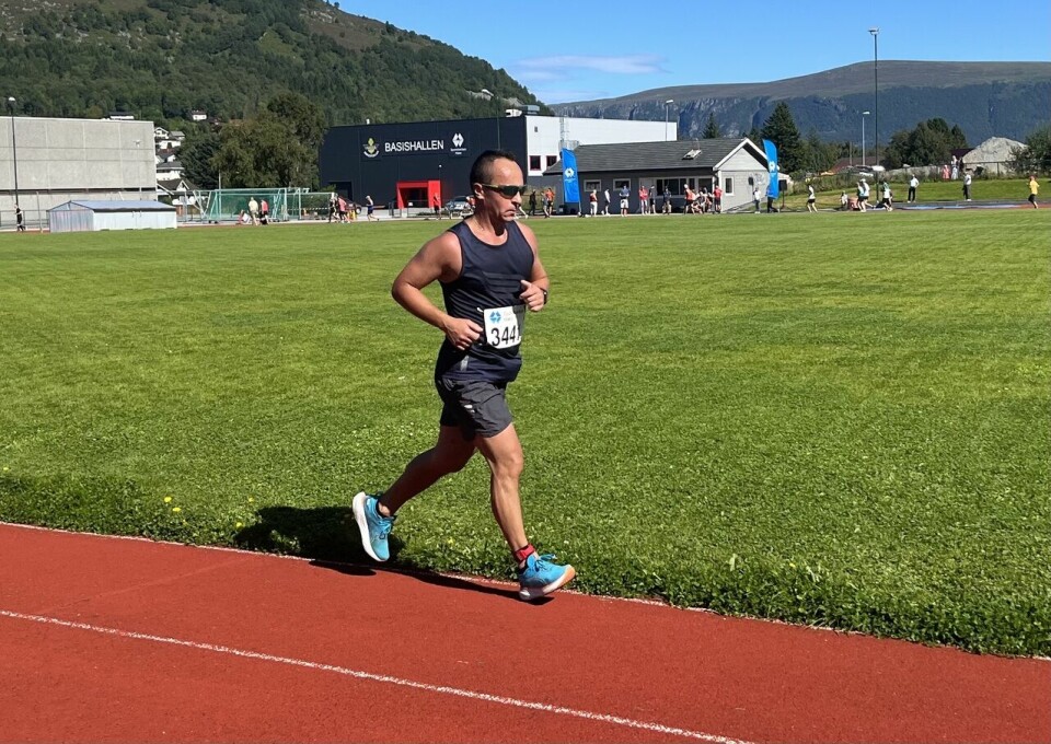 Jodi Brautaset og Håvard Berge vant halvmaraton på Hareid Maraton_nummer_tre