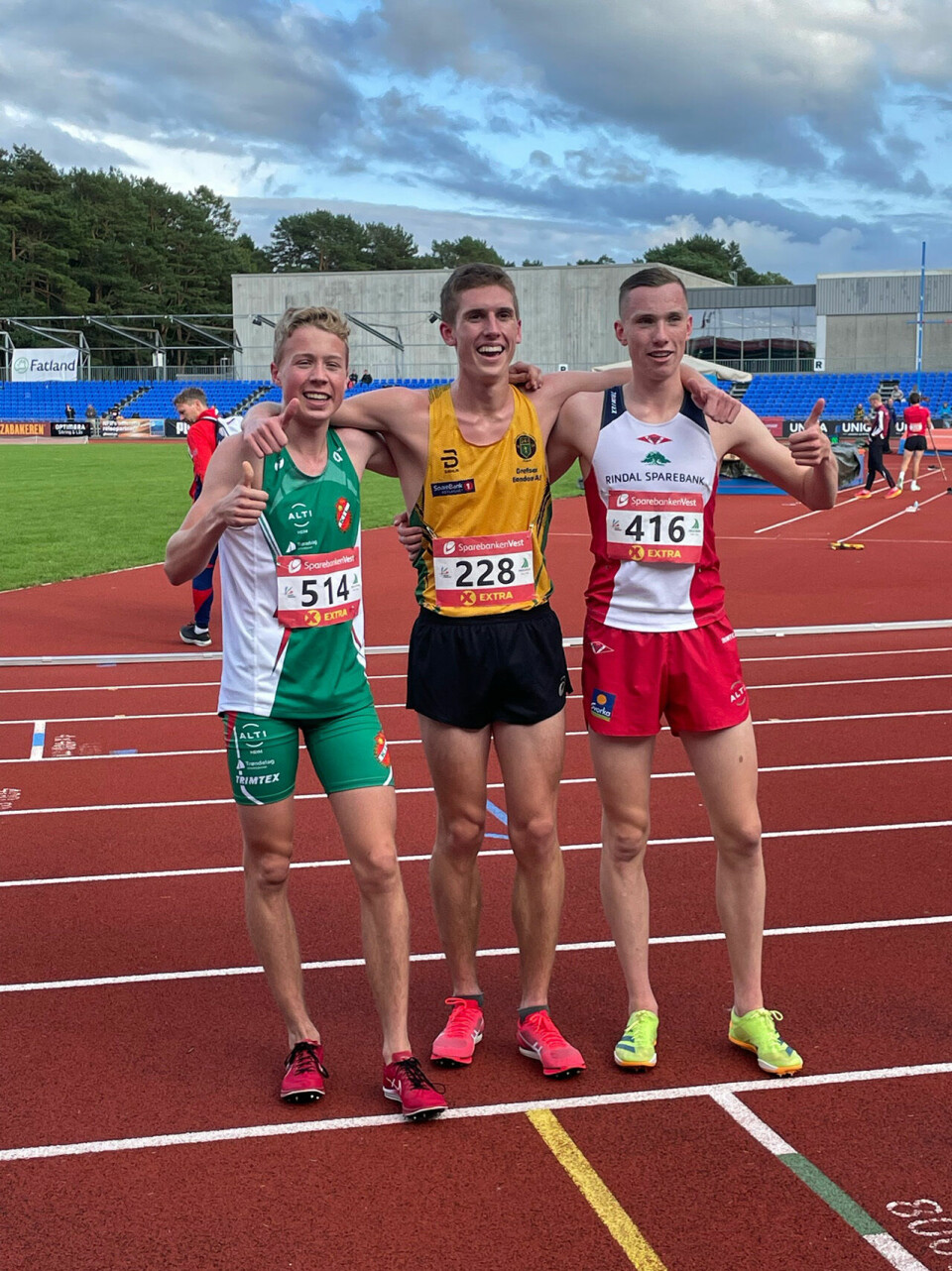Ibrahim Buras og Andreas Fjeld Halvorsen vant 1500 meter under Junior-NM 1500m MU20 De tre beste.jpg