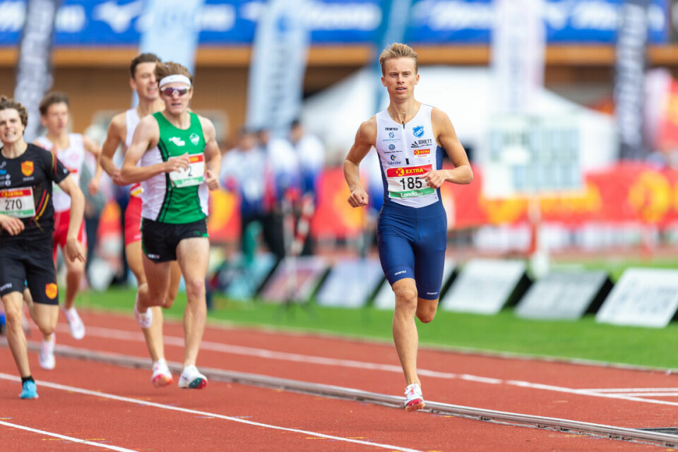 Forhåndsfavorittene greit videre på 800 m for menn 800mfors¢k3-m-Sigurd-Tveit.jpg