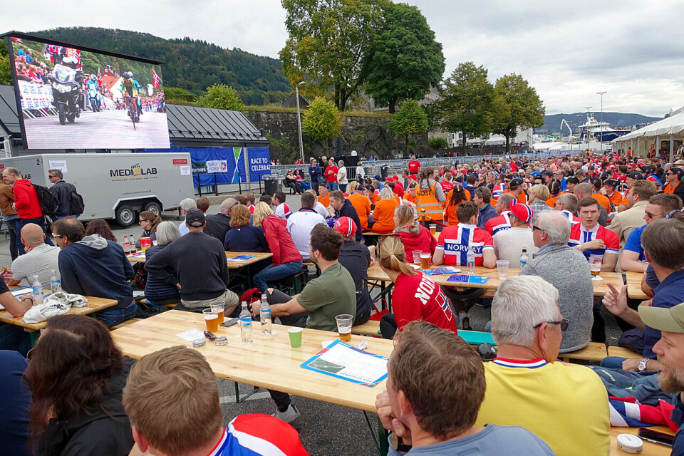Fra sykkel-VM i Bergen i 2017. Arrangementet satte byen på hodet, og nå kan det gå mot en ny idrettsfest i Bergen neste år. (Foto: Arne Dag Myking) Fra sykkel-VM i Bergen i 2017. Arrangementet satte byen på hodet, og nå kan det gå mot en ny idrettsfest i Bergen neste år. (Foto: Arne Dag Myking)