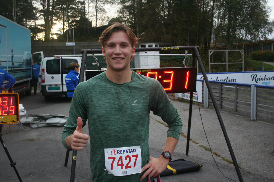 Trio som liker seg godt med karusell på Flekkerøya Marius Aurebekk.jpg