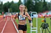 Malin Hoelsveen var suverent raskest av jentene 15-16 år på 800 meter. (Foto: Samuel Hafsahl)