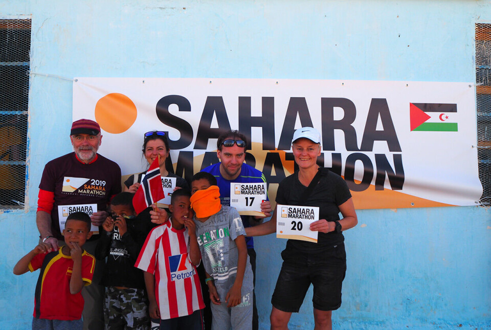 Dobbelt gull til Sverige i Sahara Marathon startnummer_P2240146.jpg