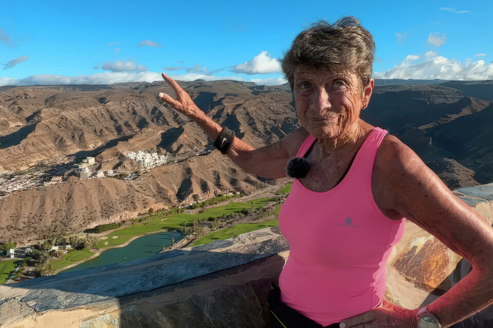 Vera Nystad fyller snart 78 år, men det hindrer henne ikke i å løpe 100 kilometer i uken. (Foto: Tom-Arild Hansen) Vera Nystad fyller snart 78 år, men det hindrer henne ikke i å løpe 100 kilometer i uken. (Foto: Tom-Arild Hansen)