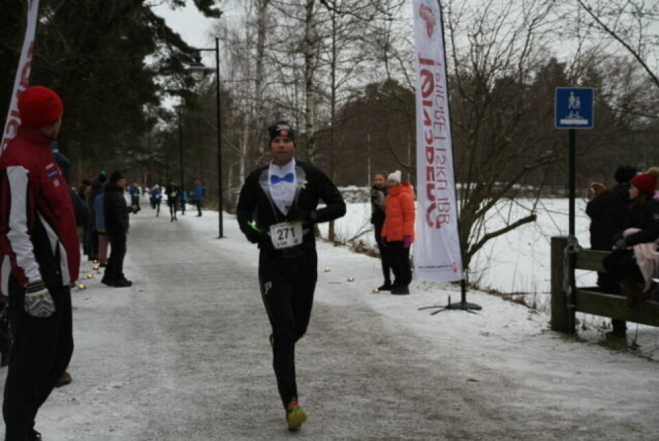 Nær 200 avsluttet året med nyttårsløp i Tønsberg dress.jpg