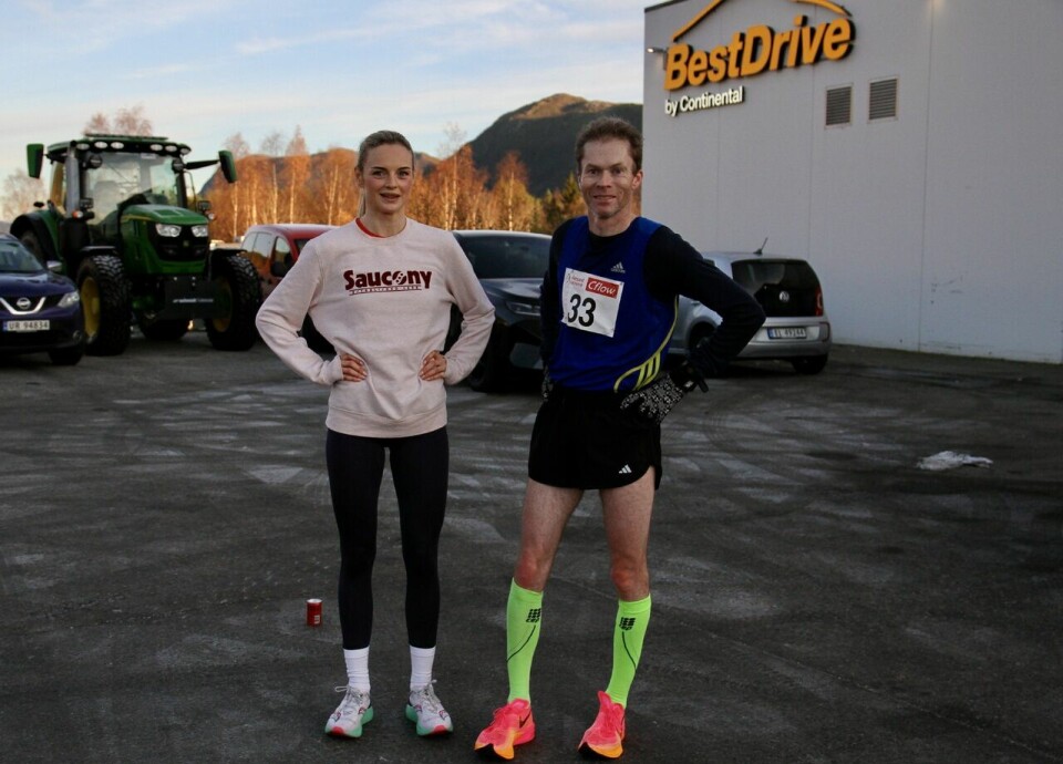Beste kvinne og mann på dagens 10 km i Ålesund, Live Solheimdal fra Skåla og Kristian Nedregård fra Spjelkavik Beste kvinne og mann på dagens 10 km i Ålesund, Live Solheimdal fra Skåla og Kristian Nedregård fra Spjelkavik