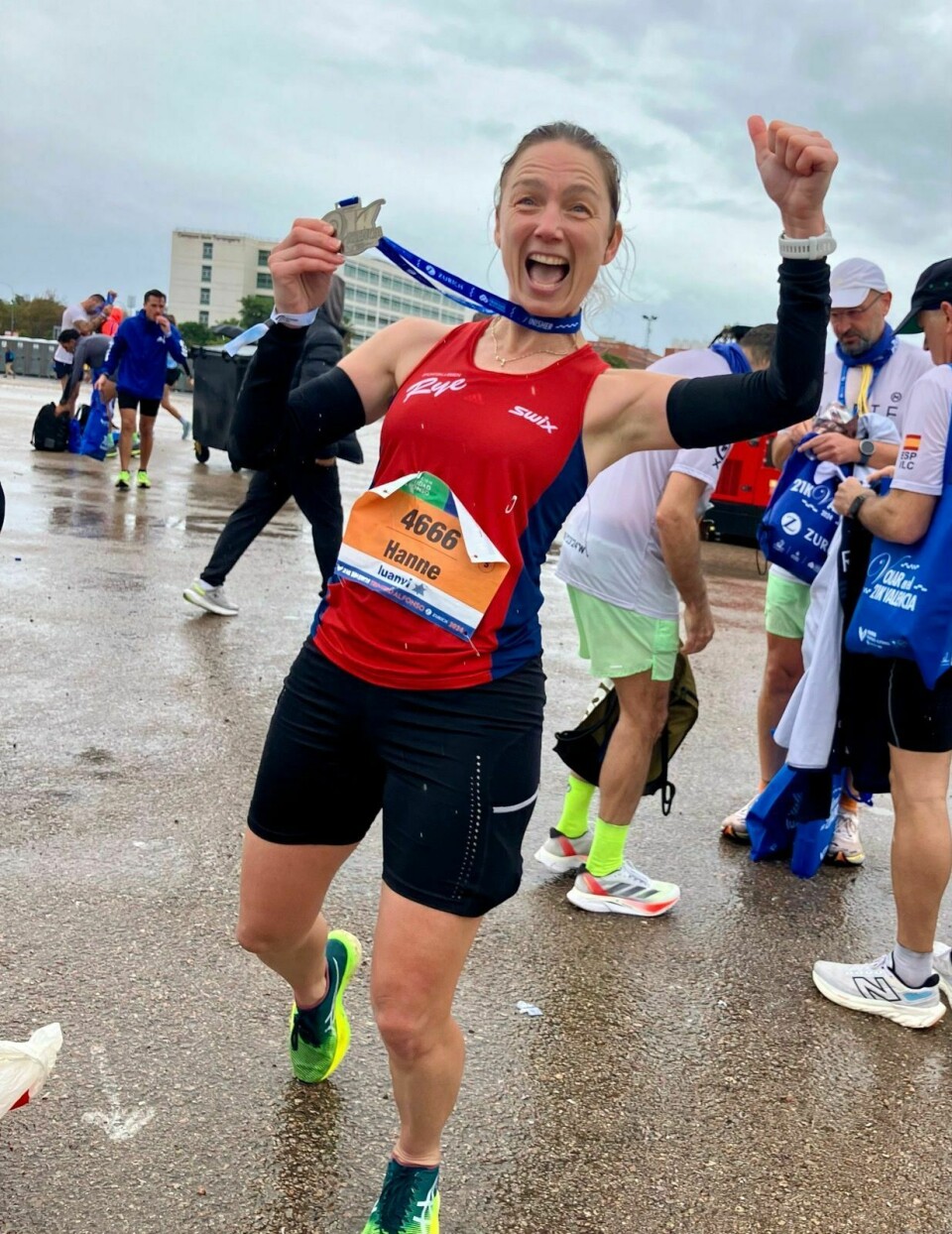 Mange gode norske resultater i Valencia halvmaraton Hanne Vigander.jpg