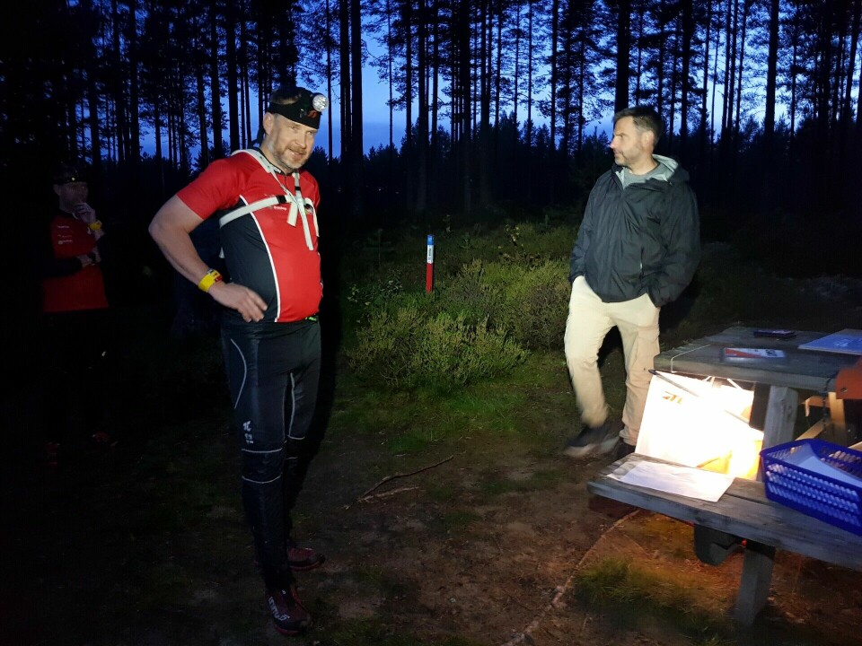 Nattjakta, natt o-løpene i grenseland, er i gang Anders Johanssen Västvärmlands OK klar til start.jpg