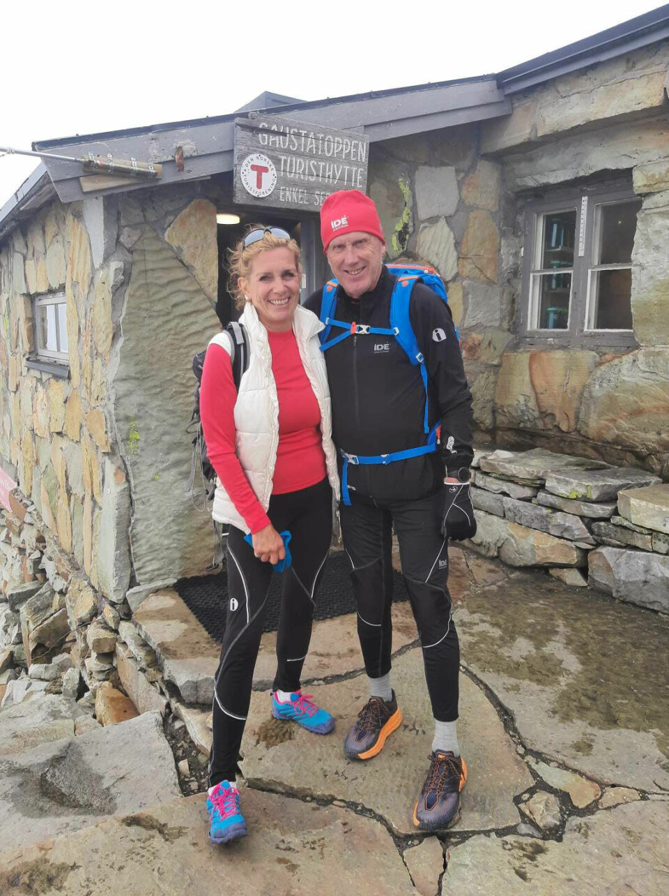 Mannen med den ikoniske skistaven Nina og Oddvar.jpg
