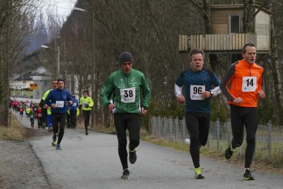 71 deltakere i Grimstadvatnet rundt Start_4